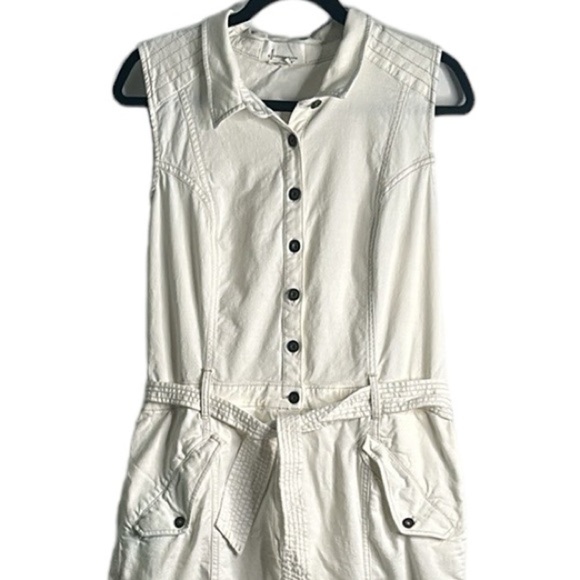 By Anthropology RYanne white utility jumpsuit wide leg large/14 button pockets - Picture 10 of 15